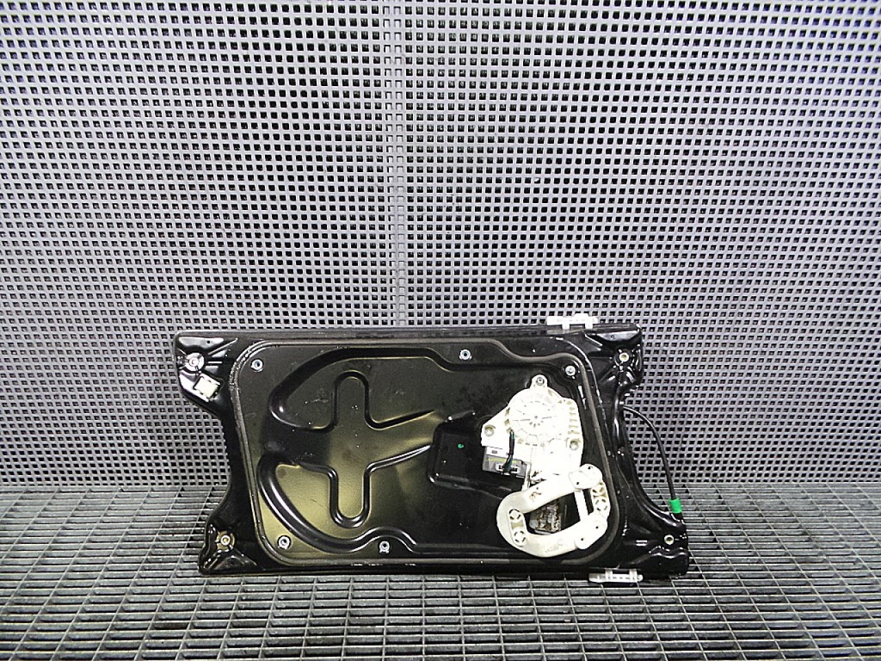 MACARA USA FATA STANGA LAND ROVER DISCOVERY - - (2004 2009)