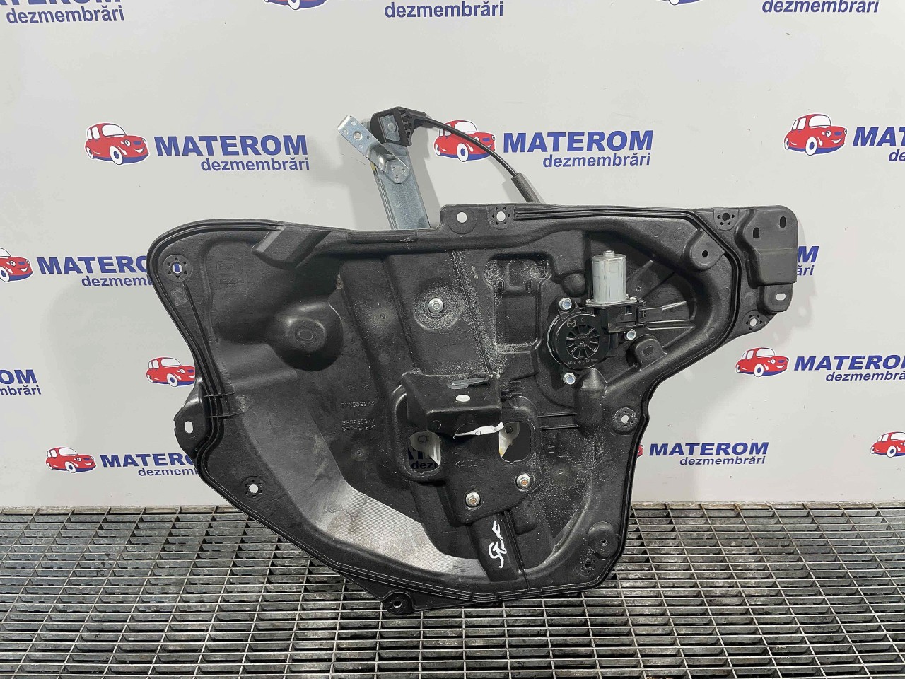 MACARA USA FATA STANGA MAZDA 3 3 - - (2013 2018)