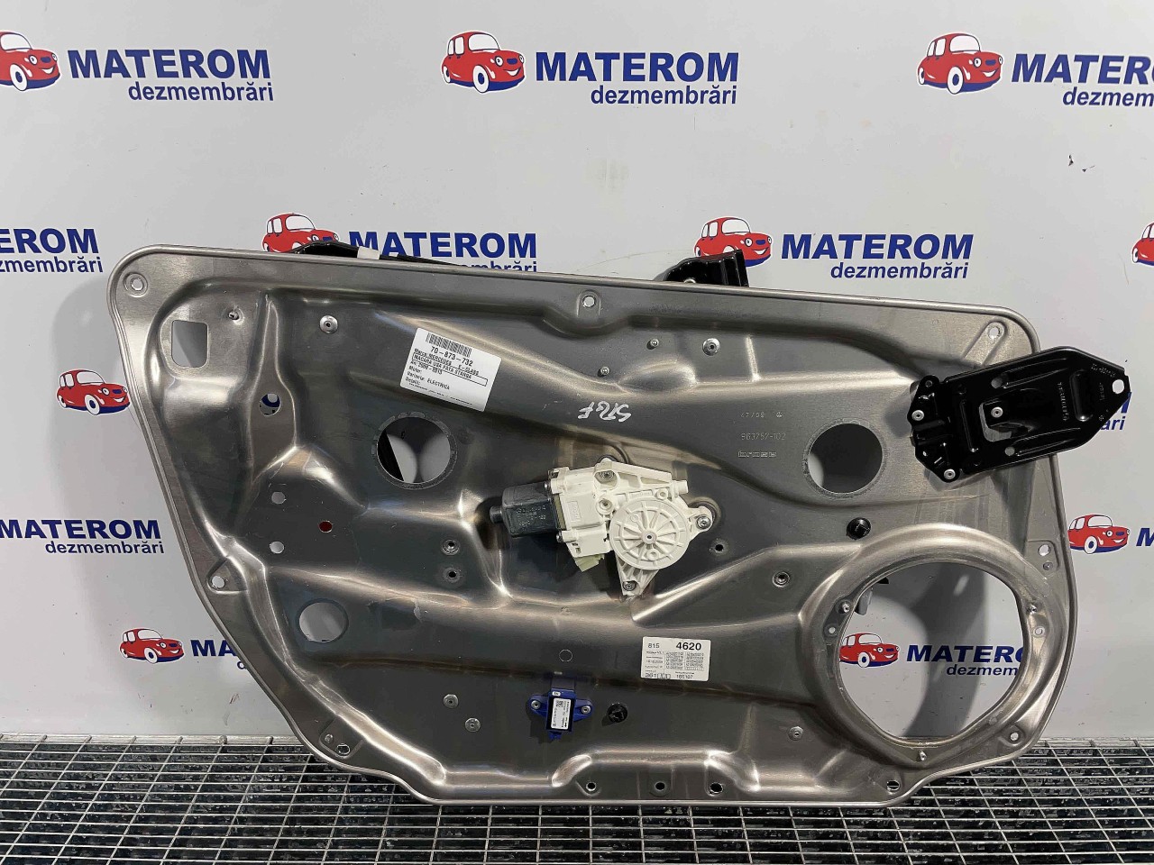 MACARA USA FATA STANGA MERCEDES E-CLASS E-CLASS - - (2009 2013)