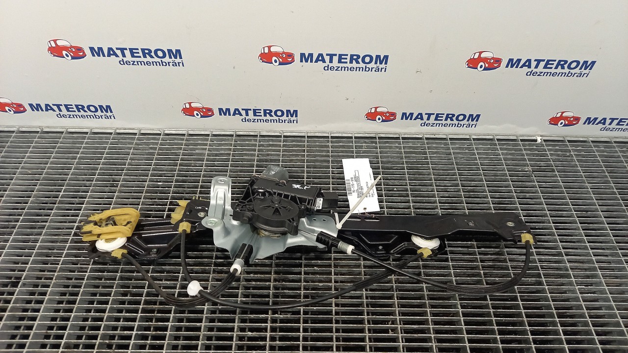MACARA USA FATA STANGA OPEL ZAFIRA C - -