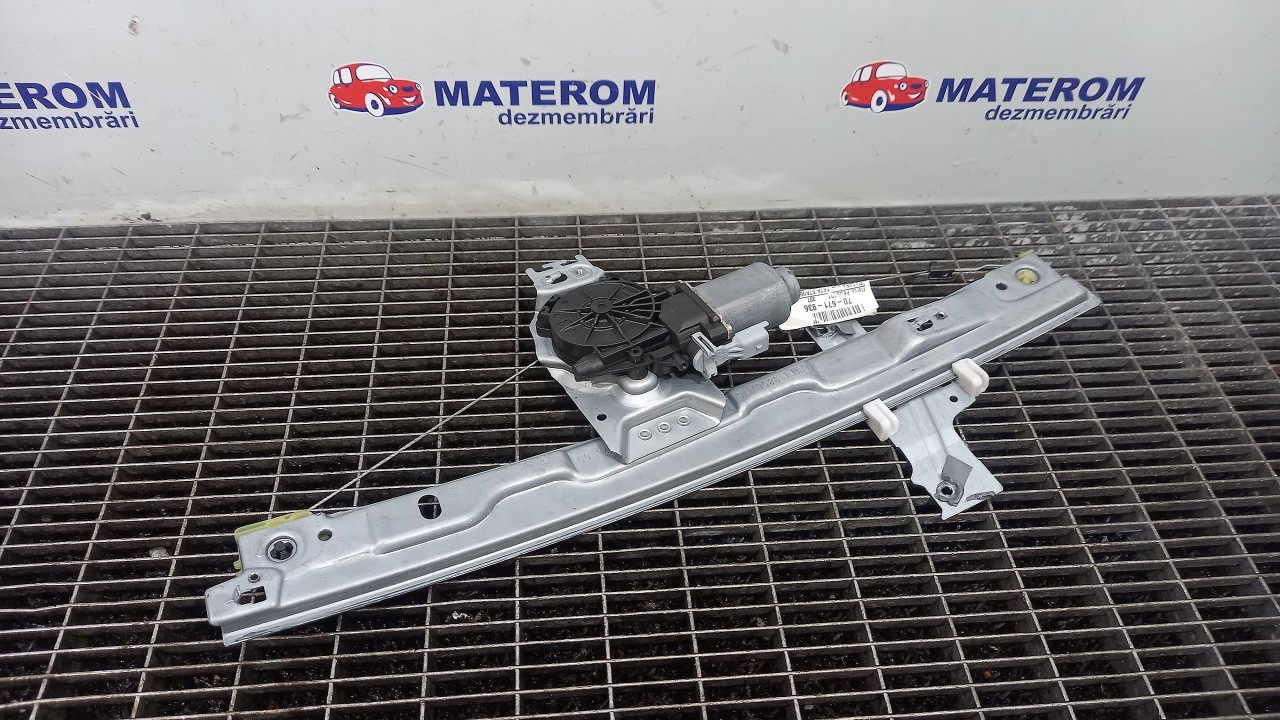 MACARA USA FATA STANGA PEUGEOT 207 207 - - (2006 2009)