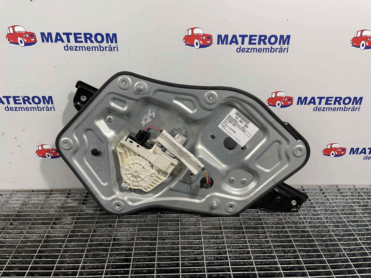 MACARA USA FATA STANGA SKODA YETI YETI - - (2009 2017)