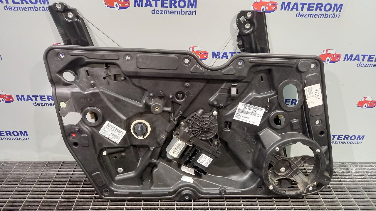 MACARA USA FATA STANGA VW GOLF VI - - (2008 2012)