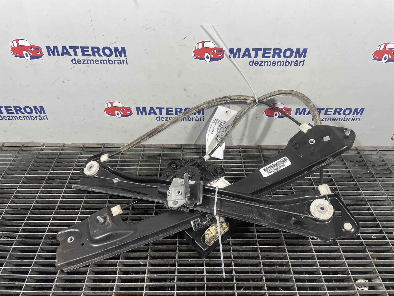 MACARA USA FATA STANGA VW JETTA IV - - (