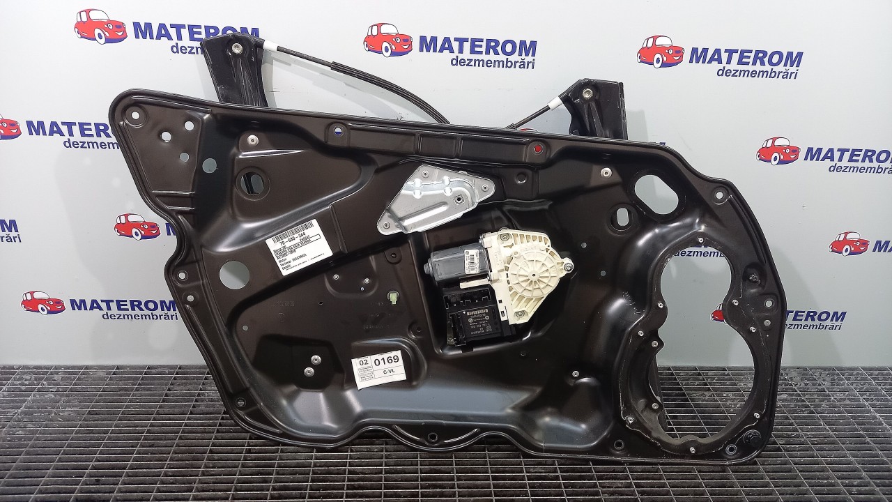 MACARA USA FATA STANGA VW PASSAT - - (2005 2010)