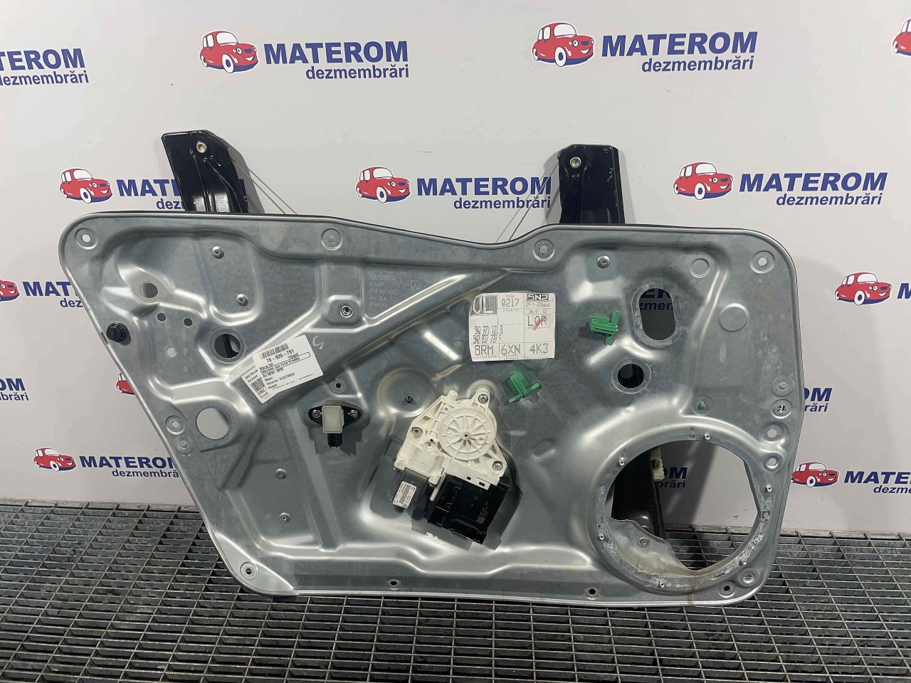 MACARA USA FATA STANGA VW TIGUAN - - (2010 2015)