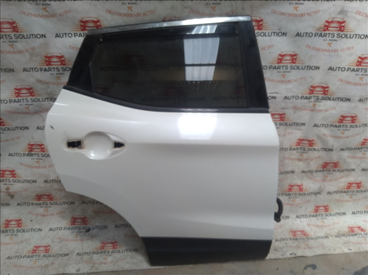 Macara usa geam NISSAN QASHQAI an fabr. 
