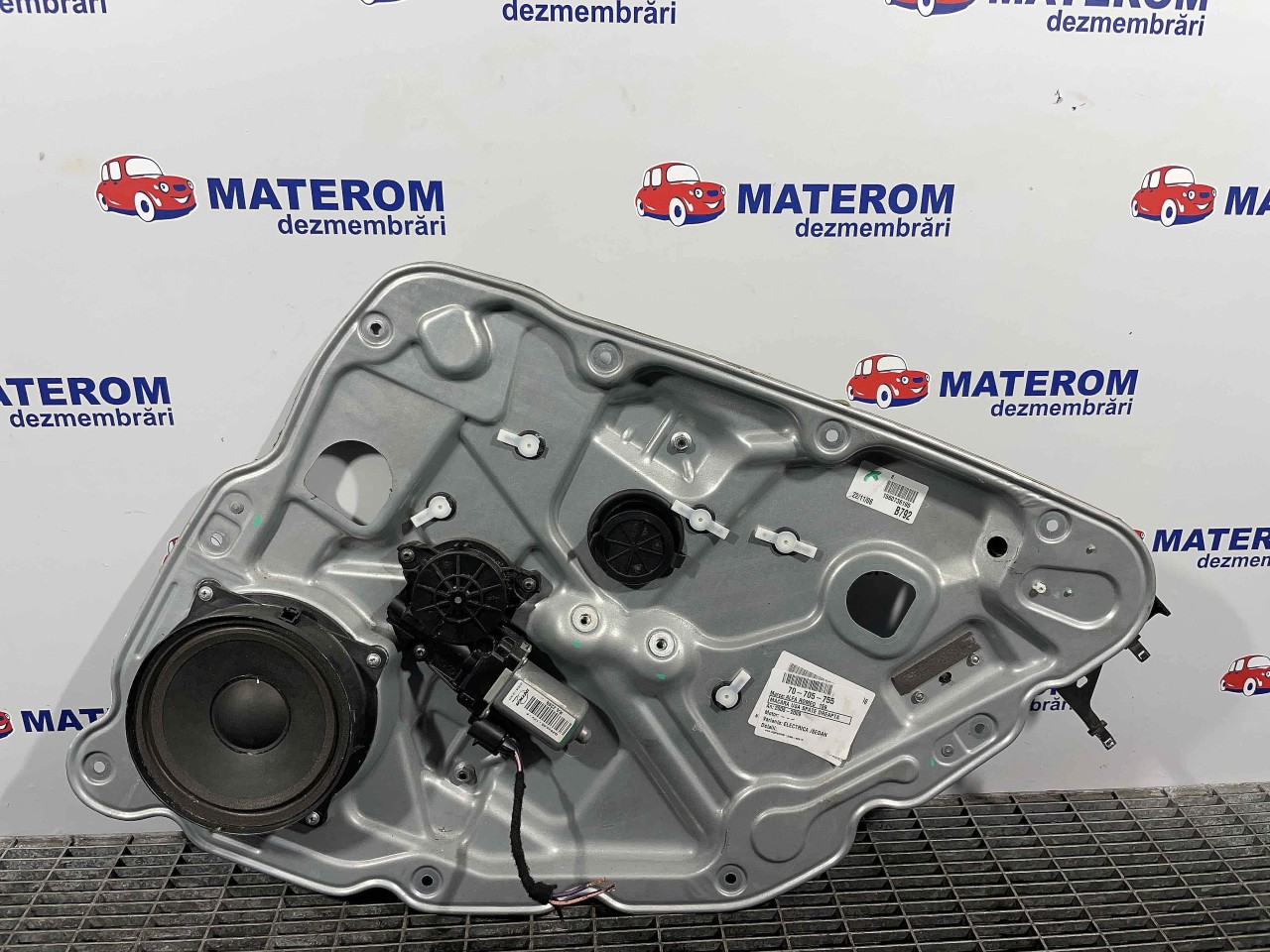 MACARA USA SPATE DREAPTA ALFA ROMEO 159 159 - - (2005 2009)