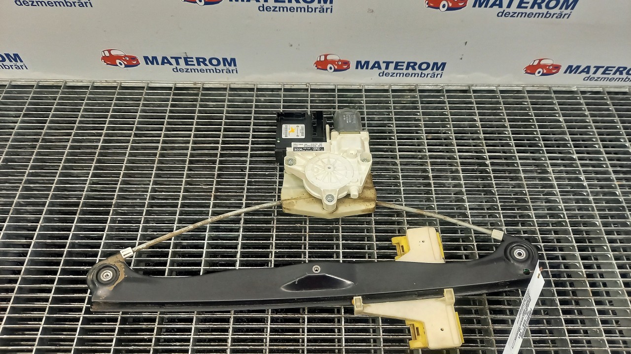 MACARA USA SPATE DREAPTA AUDI A3 - - (2004 2007)