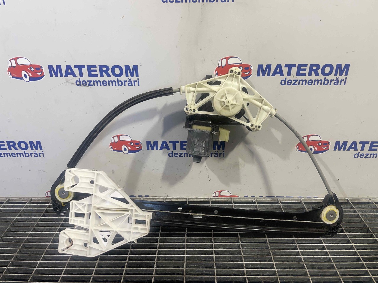 MACARA USA SPATE DREAPTA AUDI A3 - - (2012 2016)