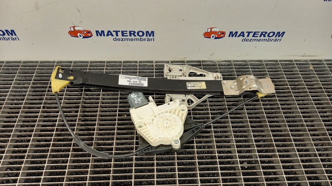 MACARA USA SPATE DREAPTA AUDI A4 - - (2012 2015)