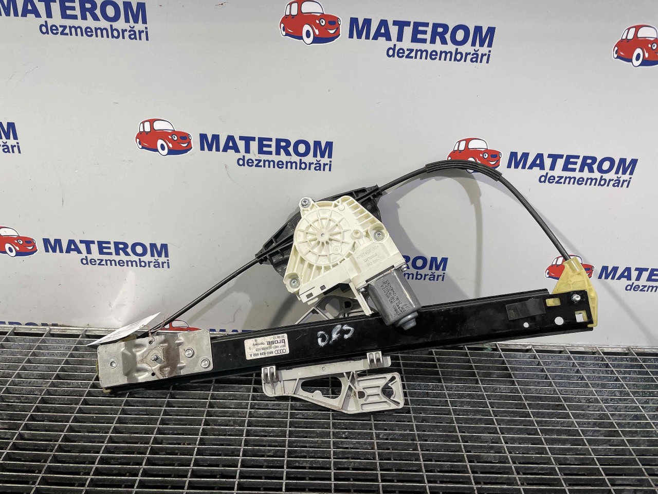 MACARA USA SPATE DREAPTA AUDI A4 A4 - - (2012 2015)