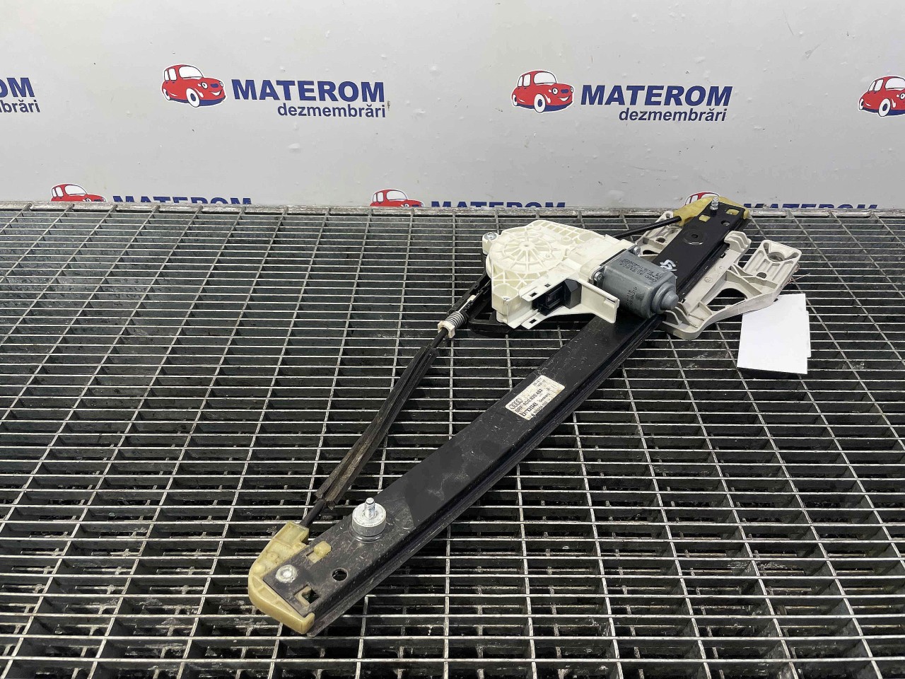 MACARA USA SPATE DREAPTA AUDI A6 - - (2011 2015)