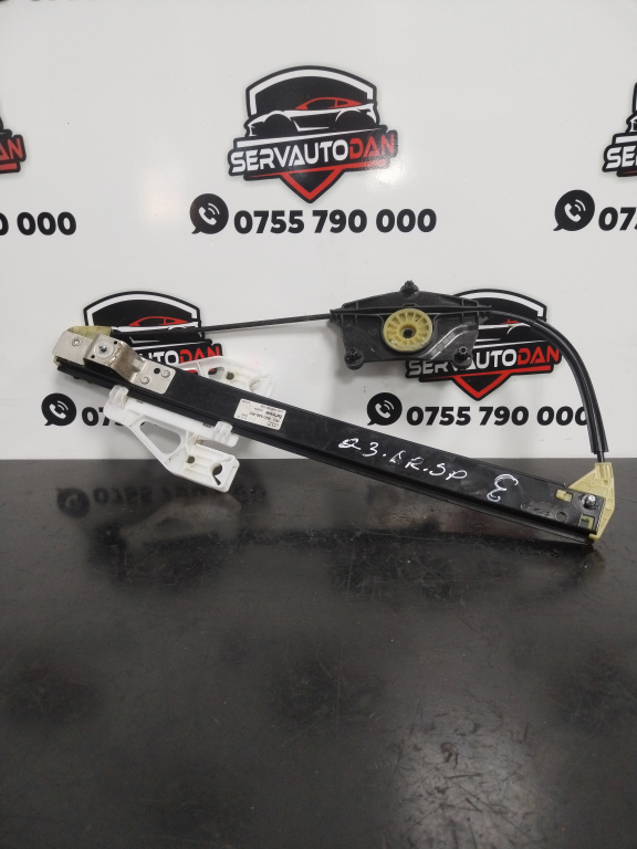 Macara usa spate dreapta Audi Q3 (2011-2017) [8U] 2.0 Motorina 2015, 8U0839462