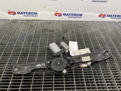 MACARA USA SPATE DREAPTA BMW SERIA 1 F20 - - (2011 2015)