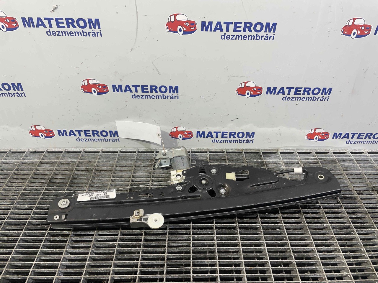 MACARA USA SPATE DREAPTA BMW SERIA 5 E 60 - - (2004 2010)