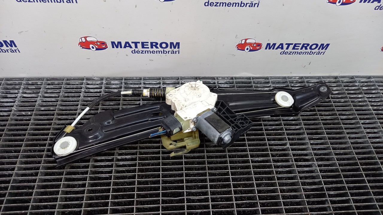 MACARA USA SPATE DREAPTA BMW SERIA 5 F 1