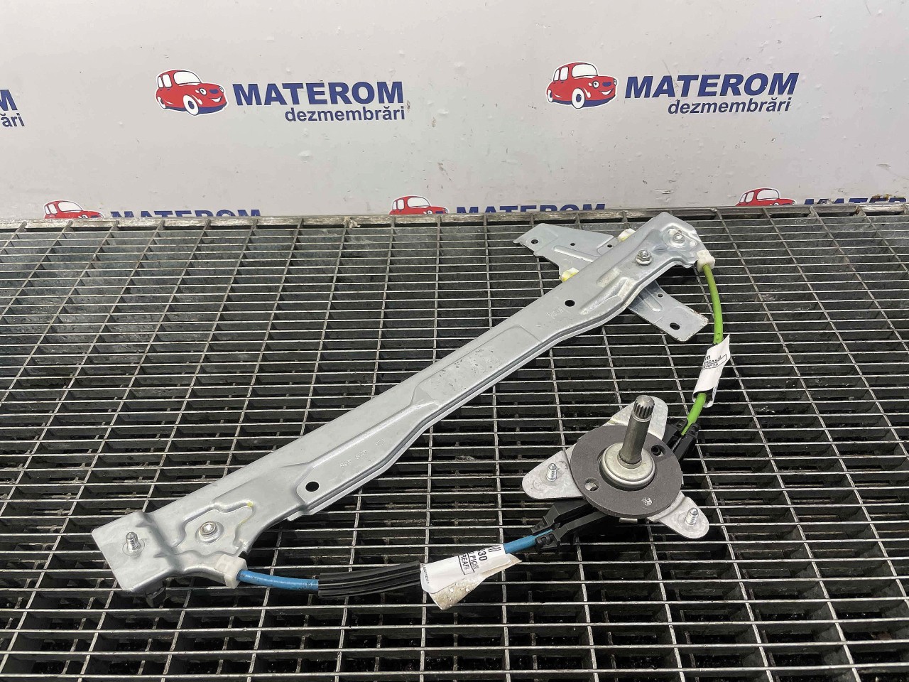 MACARA USA SPATE DREAPTA CITROEN C3 PICA