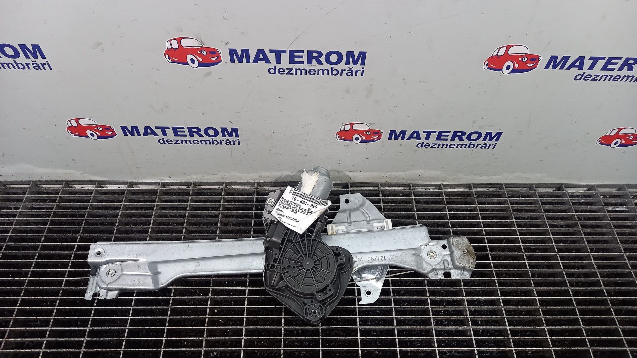 MACARA USA SPATE DREAPTA CITROEN C4 - - 