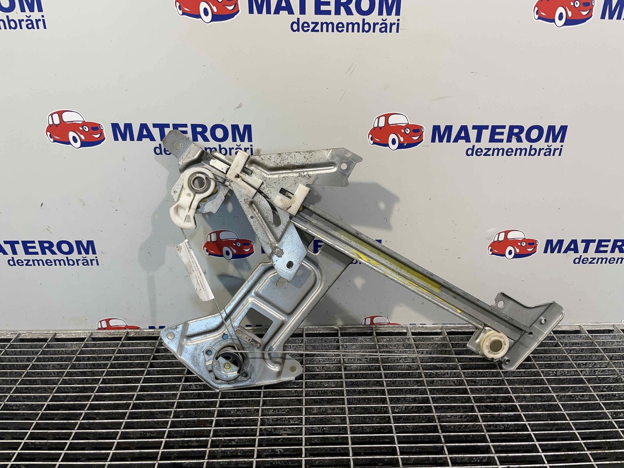 MACARA USA SPATE DREAPTA CITROEN XSARA - - (1997 2005)