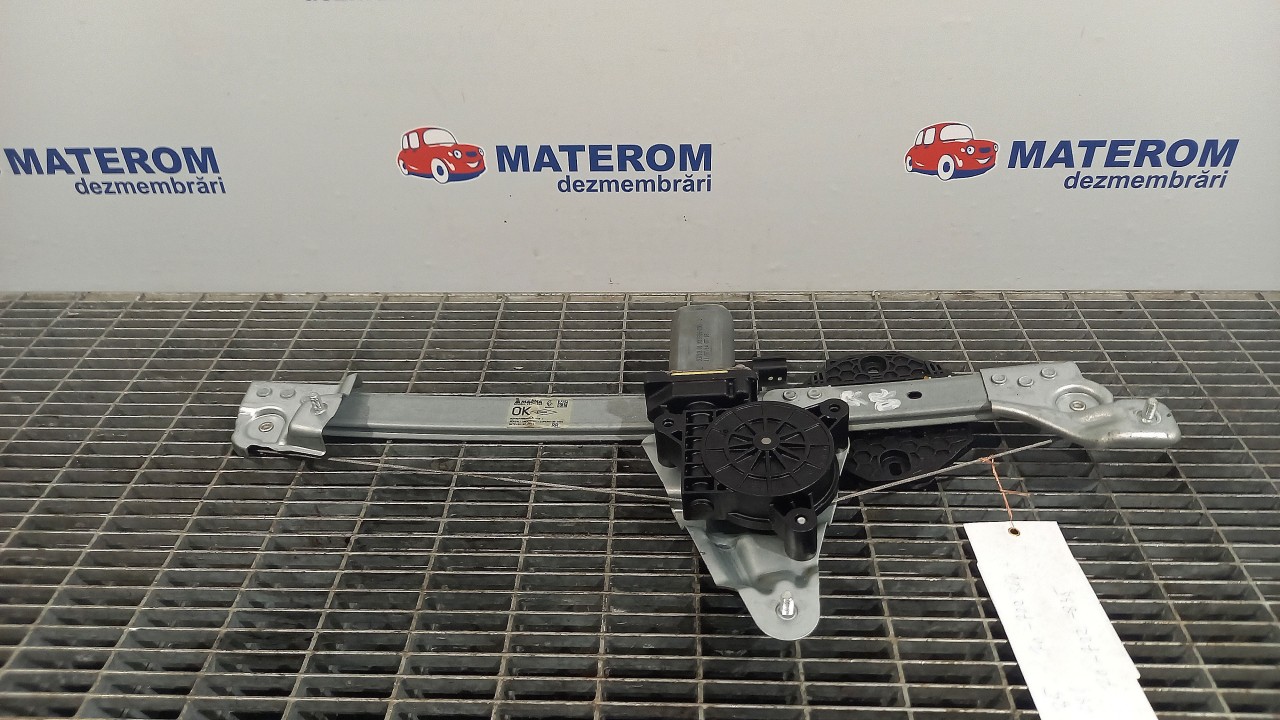 MACARA USA SPATE DREAPTA DACIA SANDERO - - (2012 2019)
