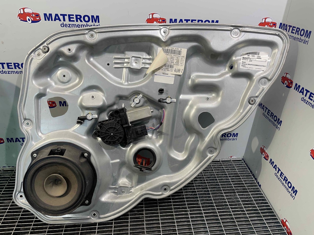 MACARA USA SPATE DREAPTA FIAT CROMA - - (2005 2010)