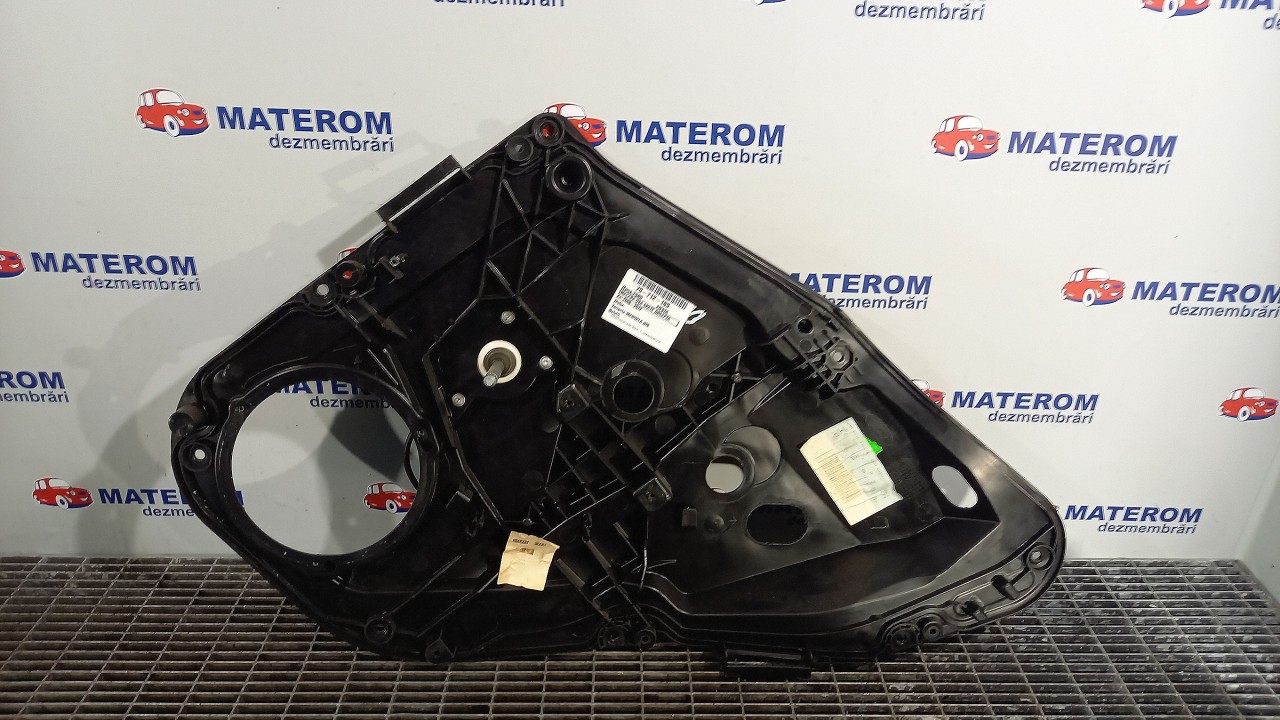 MACARA USA SPATE DREAPTA FORD FIESTA FIESTA - - (2008 2012)