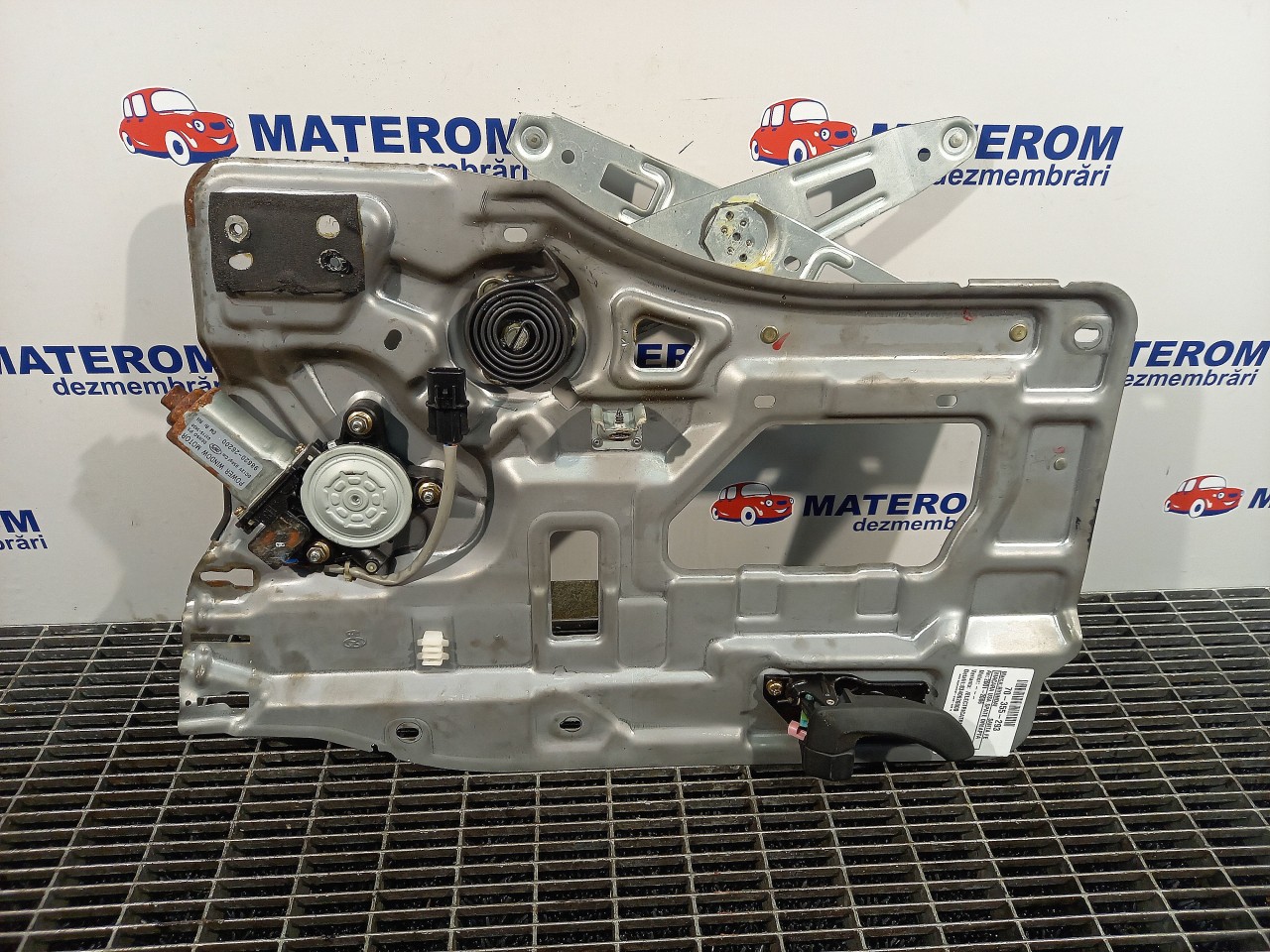 MACARA USA SPATE DREAPTA HYUNDAI SANTA FE - - (2001 2006)