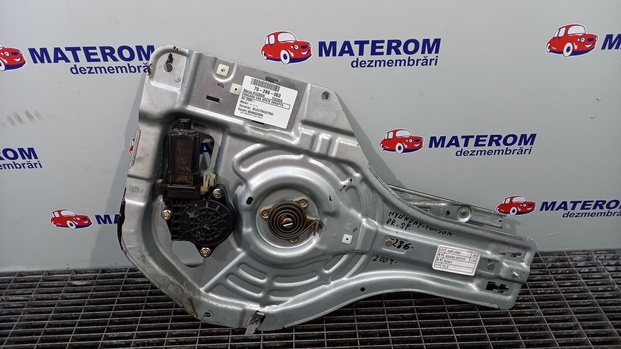 MACARA USA SPATE DREAPTA HYUNDAI TUCSON - - (2004 2009)