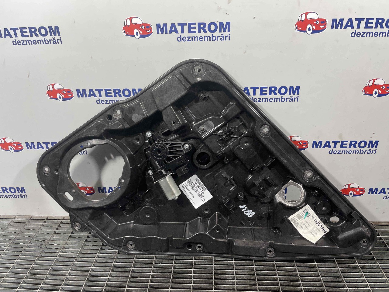MACARA USA SPATE DREAPTA MERCEDES A-CLASS - - (2012 2018)