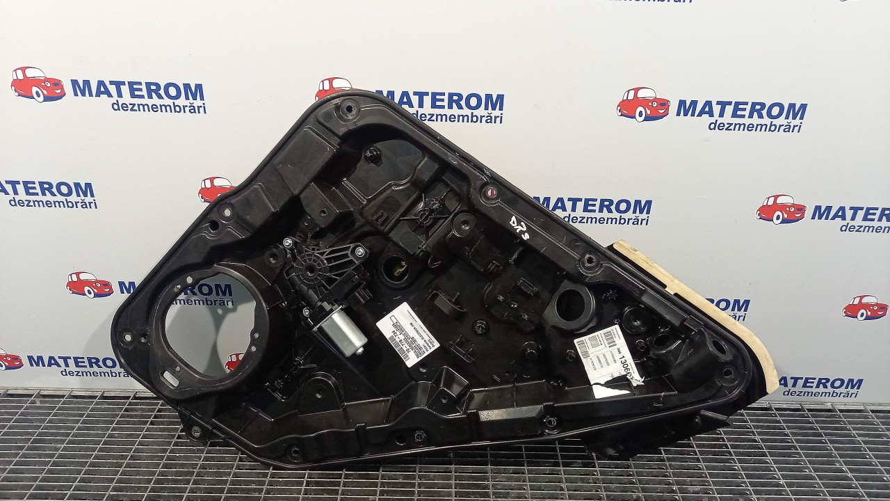 MACARA USA SPATE DREAPTA MERCEDES A-CLASS A-CLASS - - (2012 2018)