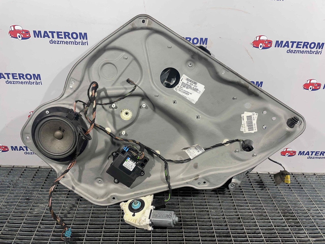 MACARA USA SPATE DREAPTA MERCEDES B-CLASS B-CLASS - - (2005 2011)