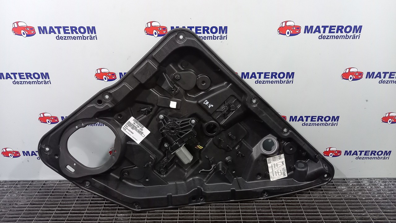 MACARA USA SPATE DREAPTA MERCEDES B-CLASS B-CLASS - - (2011 2015)