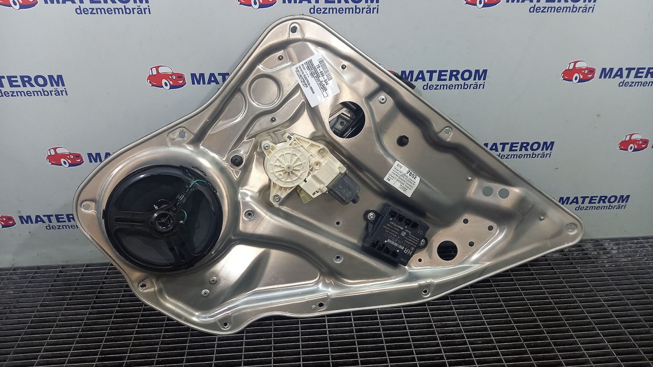 MACARA USA SPATE DREAPTA MERCEDES C-CLASS - - (2007 2011)