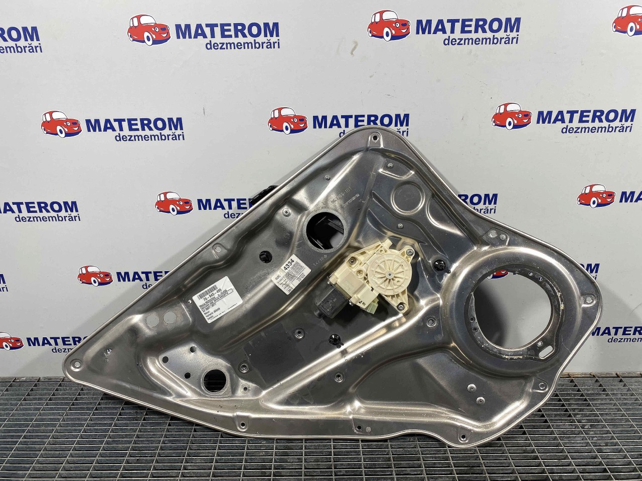 MACARA USA SPATE DREAPTA MERCEDES C-CLASS - - (2007 2011)