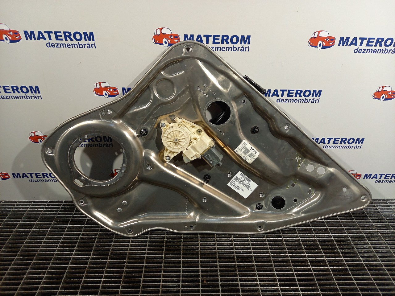 MACARA USA SPATE DREAPTA MERCEDES C-CLASS - - (2011 2014)