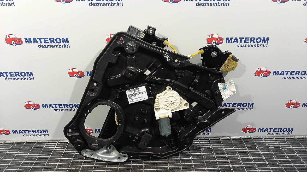 MACARA USA SPATE DREAPTA MERCEDES CLA CLA - - (2013 2019)