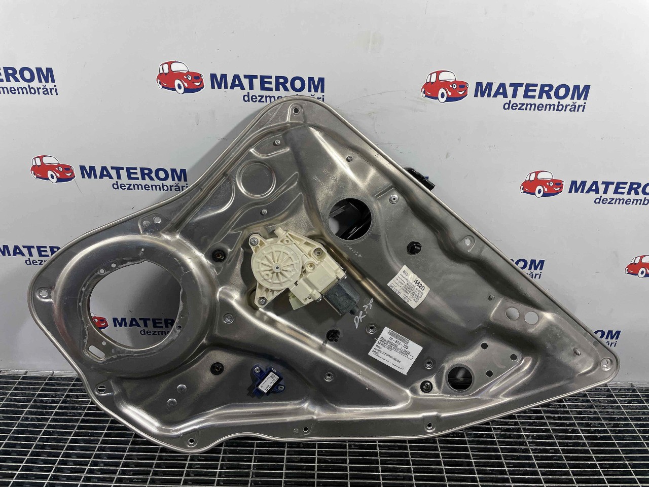 MACARA USA SPATE DREAPTA MERCEDES E-CLASS E-CLASS - - (2009 2013)