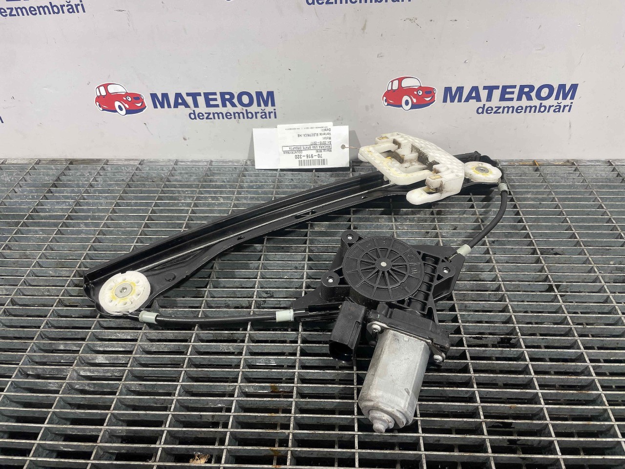 MACARA USA SPATE DREAPTA MINI COUNTRYMAN COUNTRYMAN - - (2010 2017)