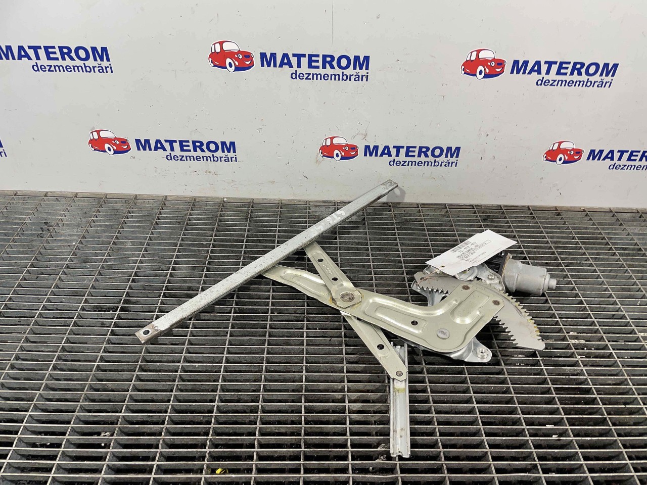 MACARA USA SPATE DREAPTA MITSUBISHI ASX - - (2010 2016)