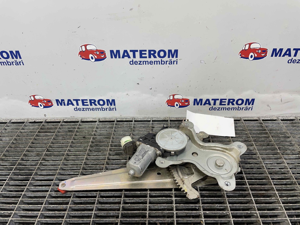 MACARA USA SPATE DREAPTA MITSUBISHI L200 - - (2006 2010)