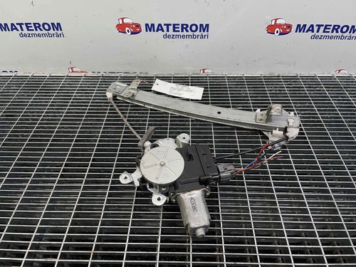 MACARA USA SPATE DREAPTA MITSUBISHI OUTLANDER - - (2001 2006)