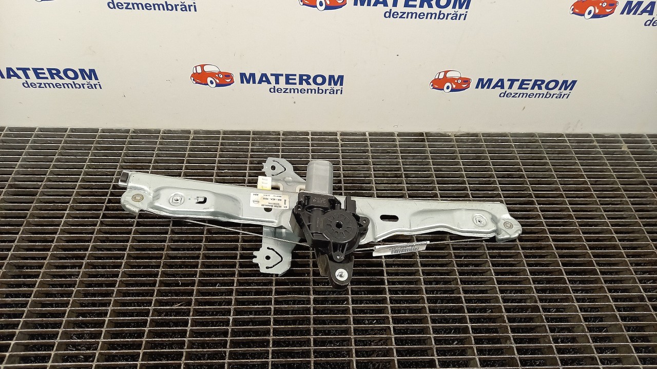 MACARA USA SPATE DREAPTA NISSAN QASHQAI - - (2013 2017)