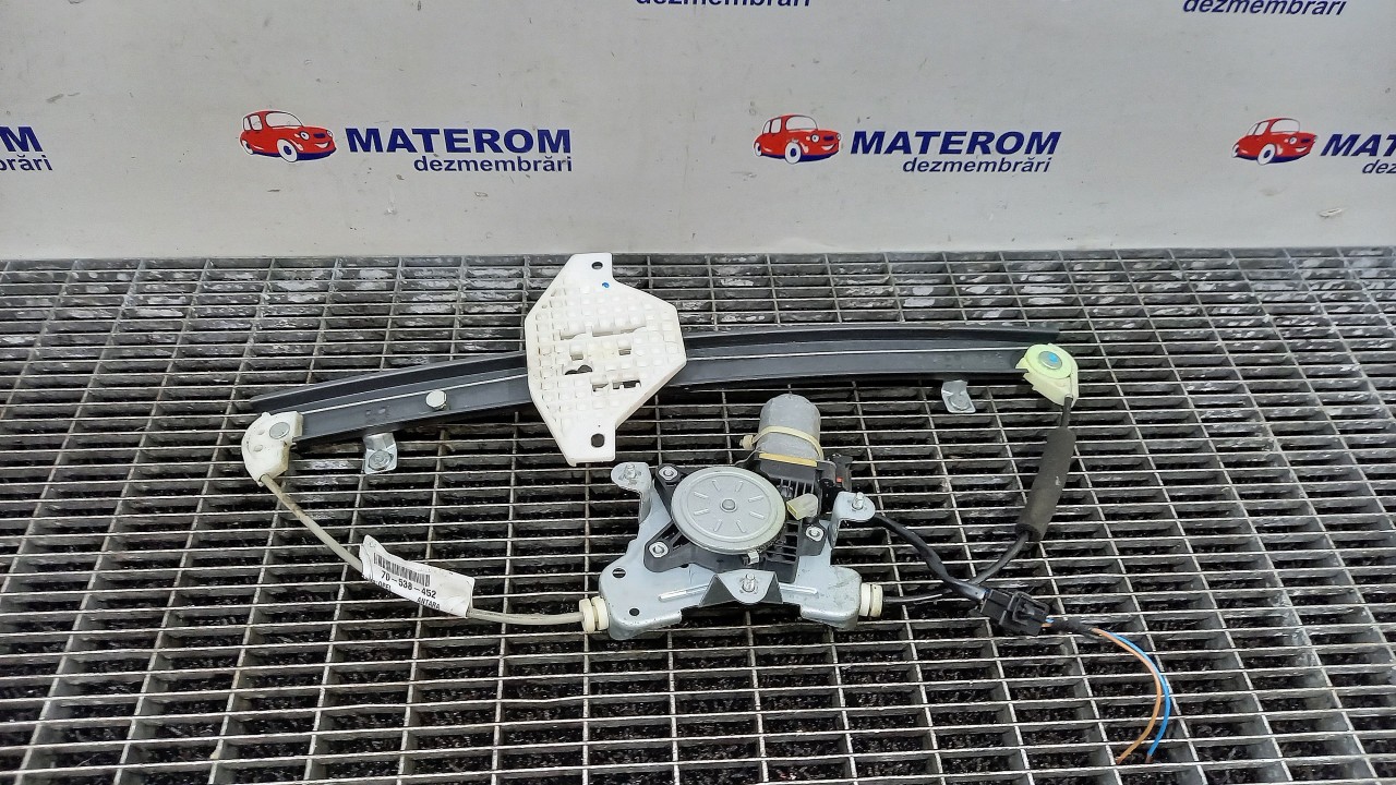 MACARA USA SPATE DREAPTA OPEL ANTARA - - (2006 2010)