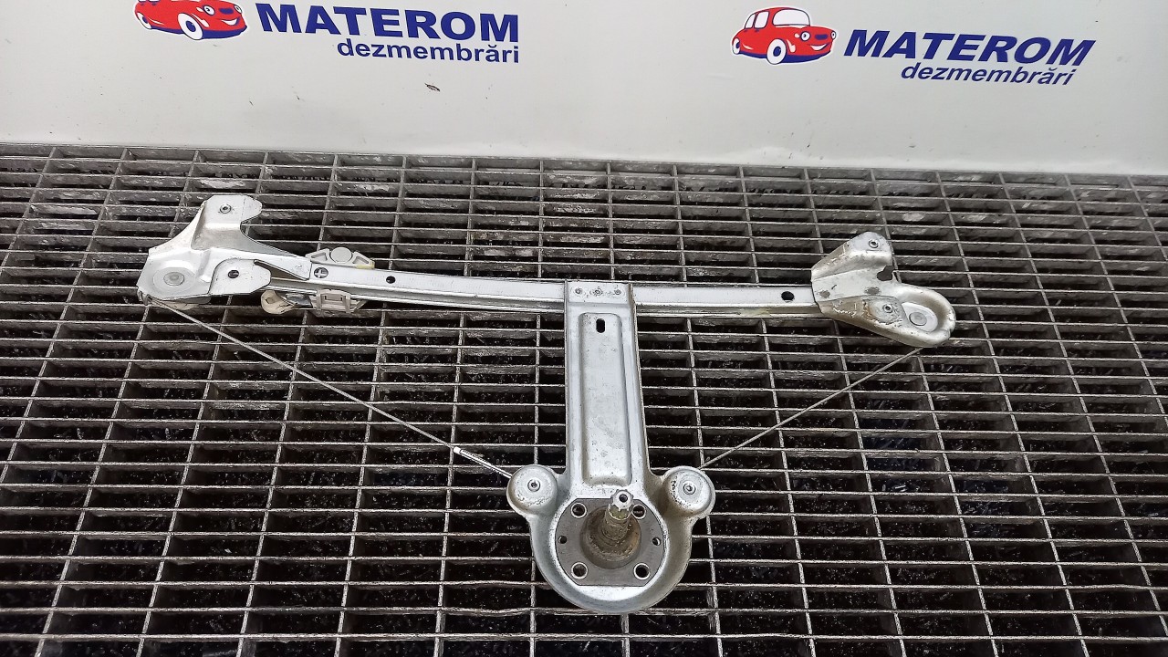 MACARA USA SPATE DREAPTA OPEL ASTRA H ASTRA H - - (2004 2010)
