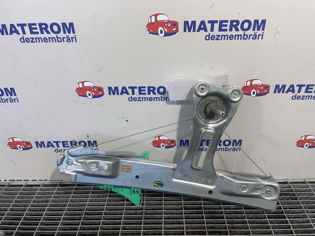 MACARA USA SPATE DREAPTA OPEL ASTRA J - - (2009 2012)