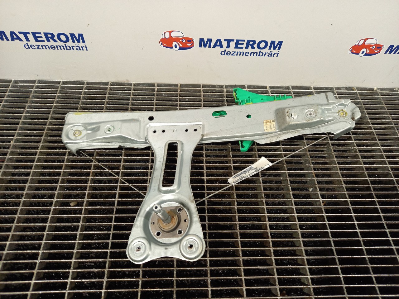 MACARA USA SPATE DREAPTA OPEL ASTRA J - - (2009 2012)