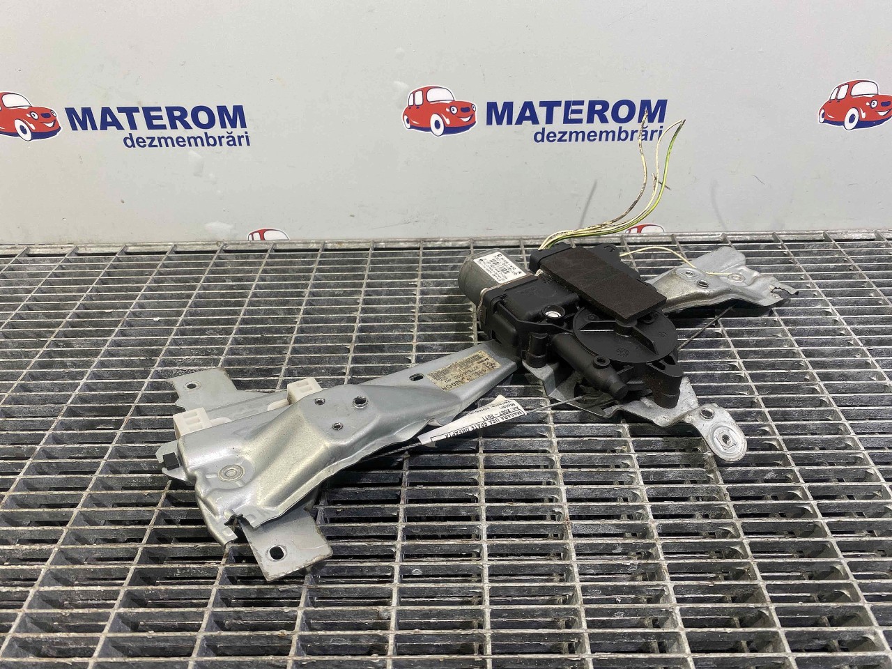 MACARA USA SPATE DREAPTA PEUGEOT 308 - - (2007 2011)
