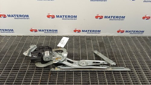 MACARA USA SPATE DREAPTA RENAULT SCENIC - - (2009 2013)
