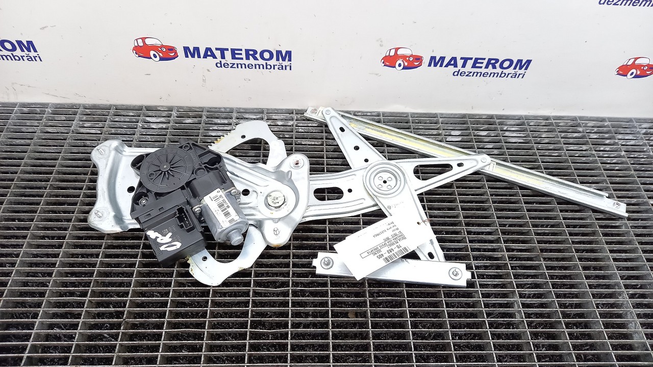 MACARA USA SPATE DREAPTA RENAULT SCENIC - - (2013 2015)